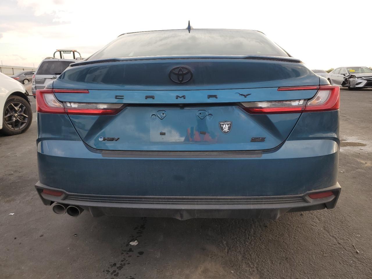 2025 TOYOTA CAMRY