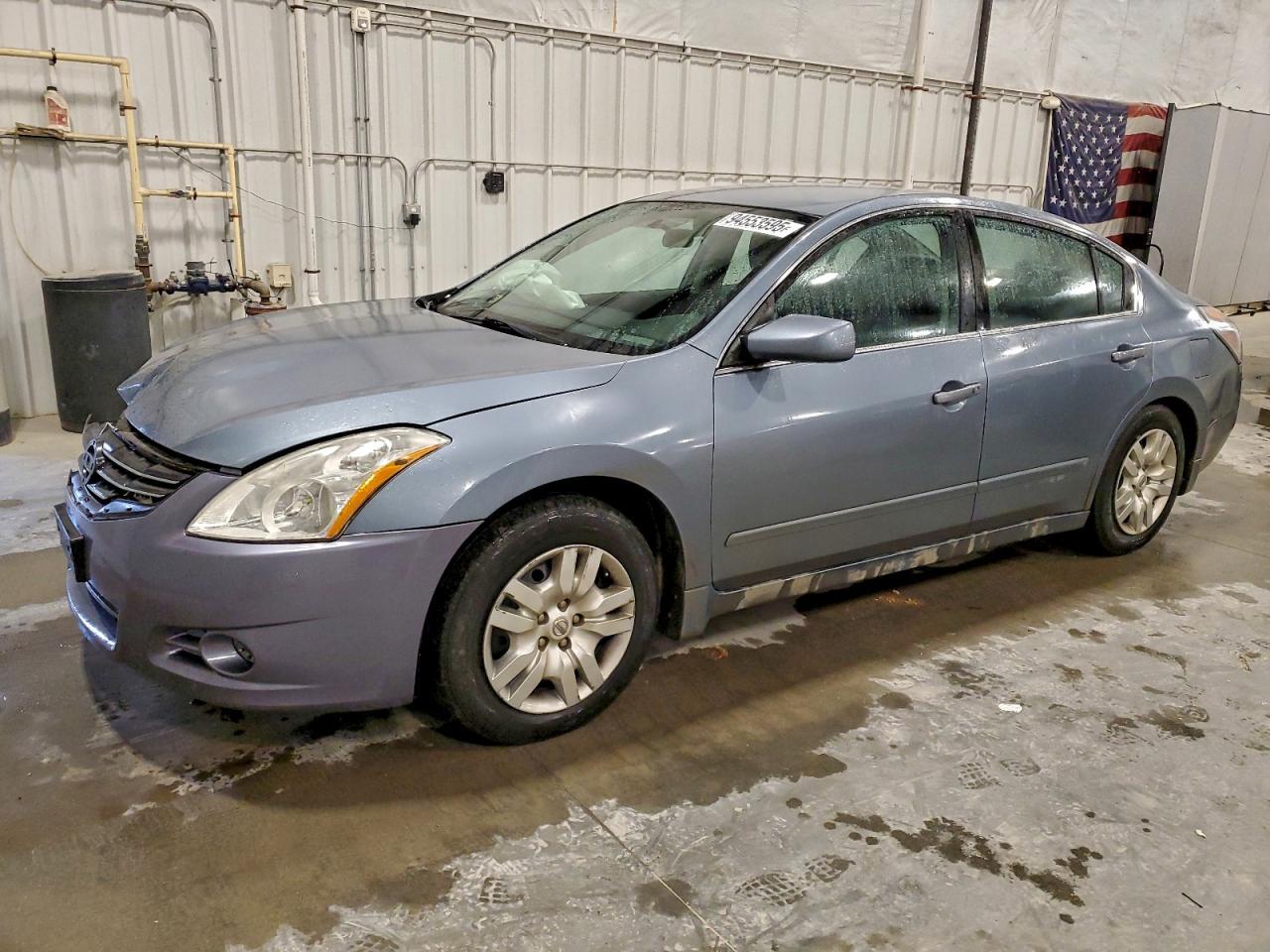 2010 NISSAN ALTIMA