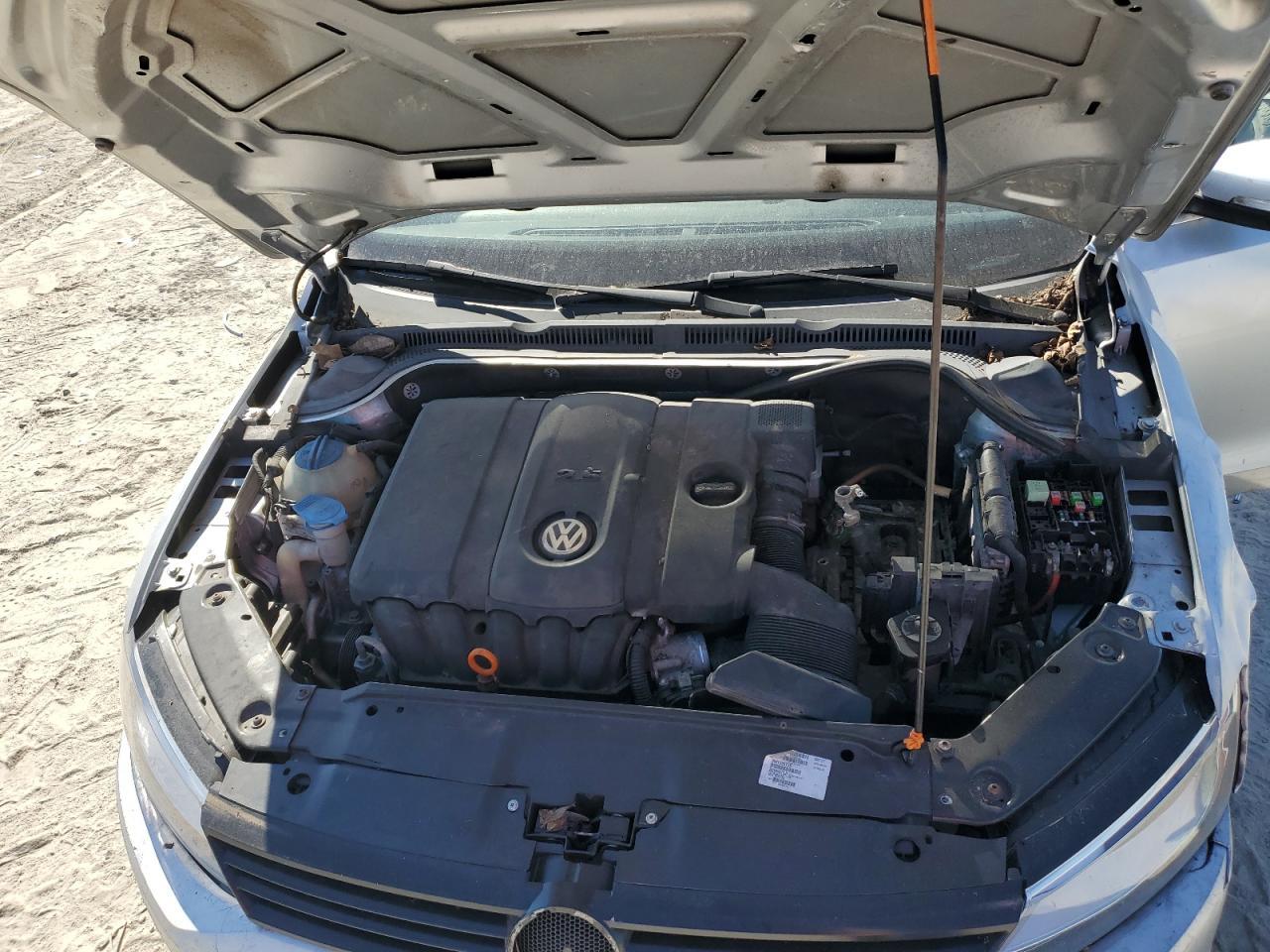 2013 VOLKSWAGEN JETTA