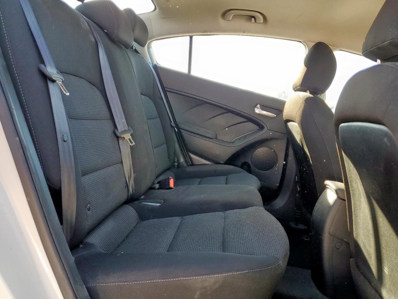 2017 KIA FORTE