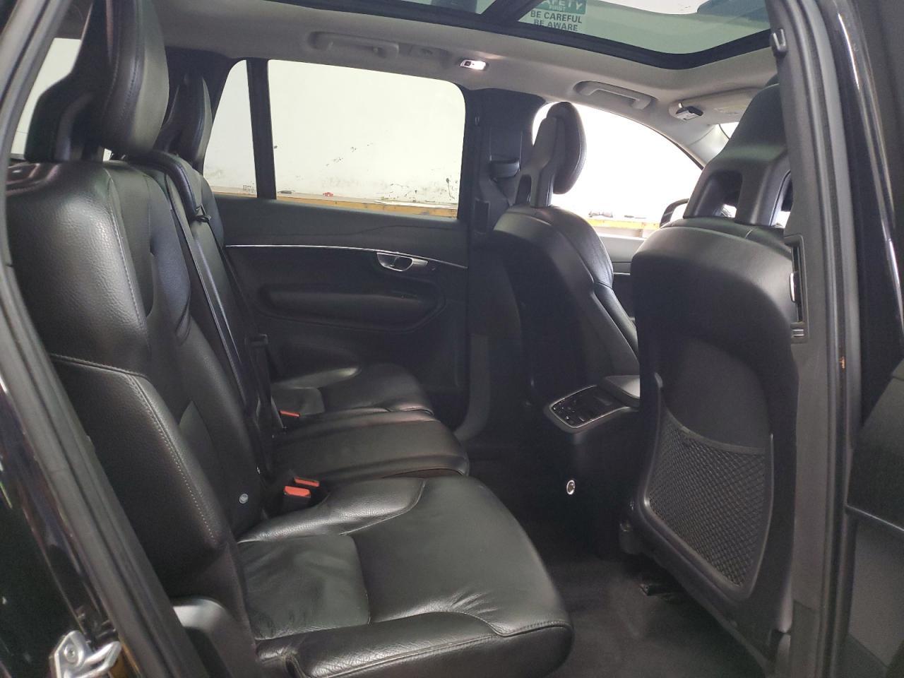 2020 VOLVO XC90