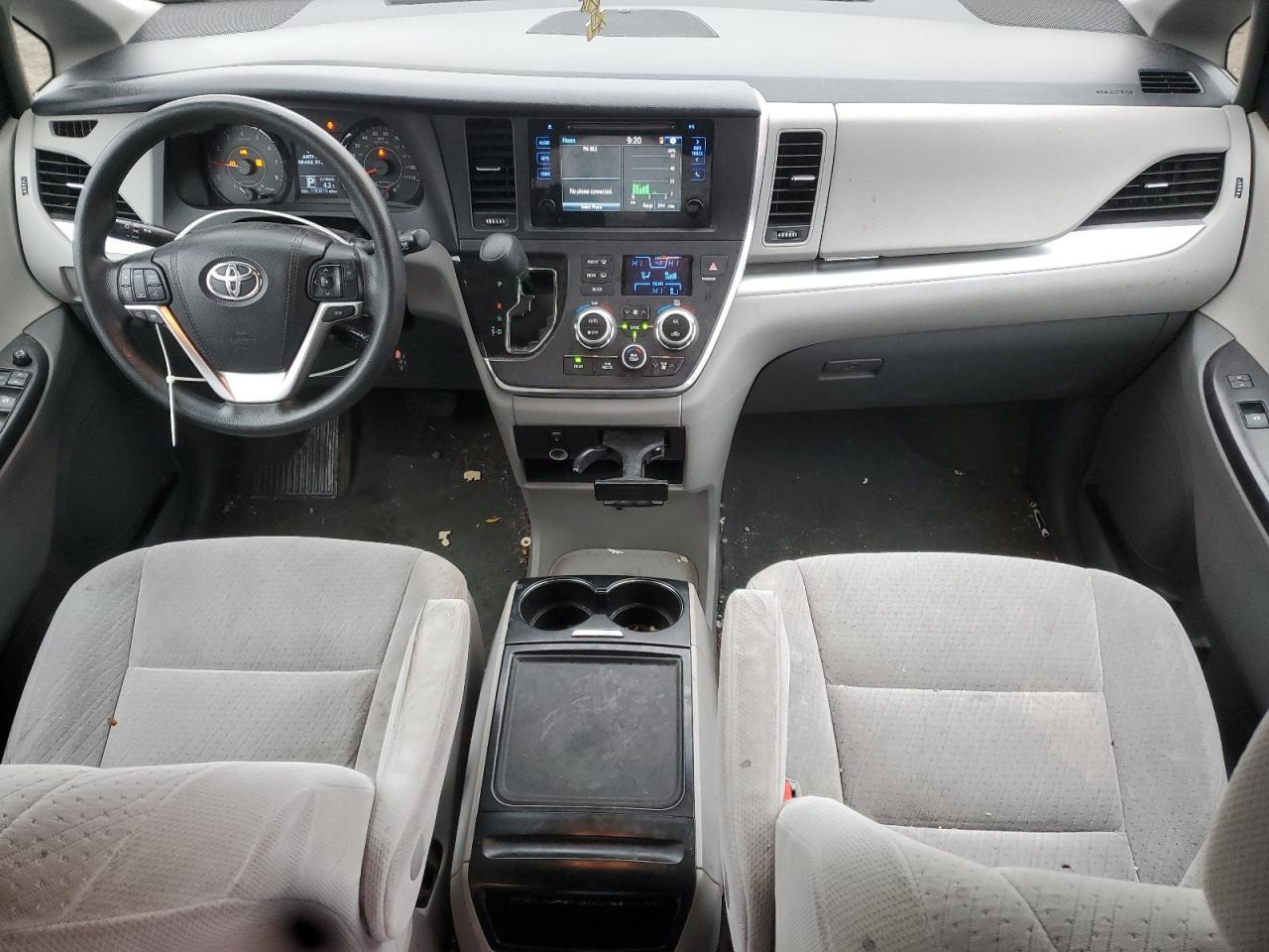2015 TOYOTA SIENNA