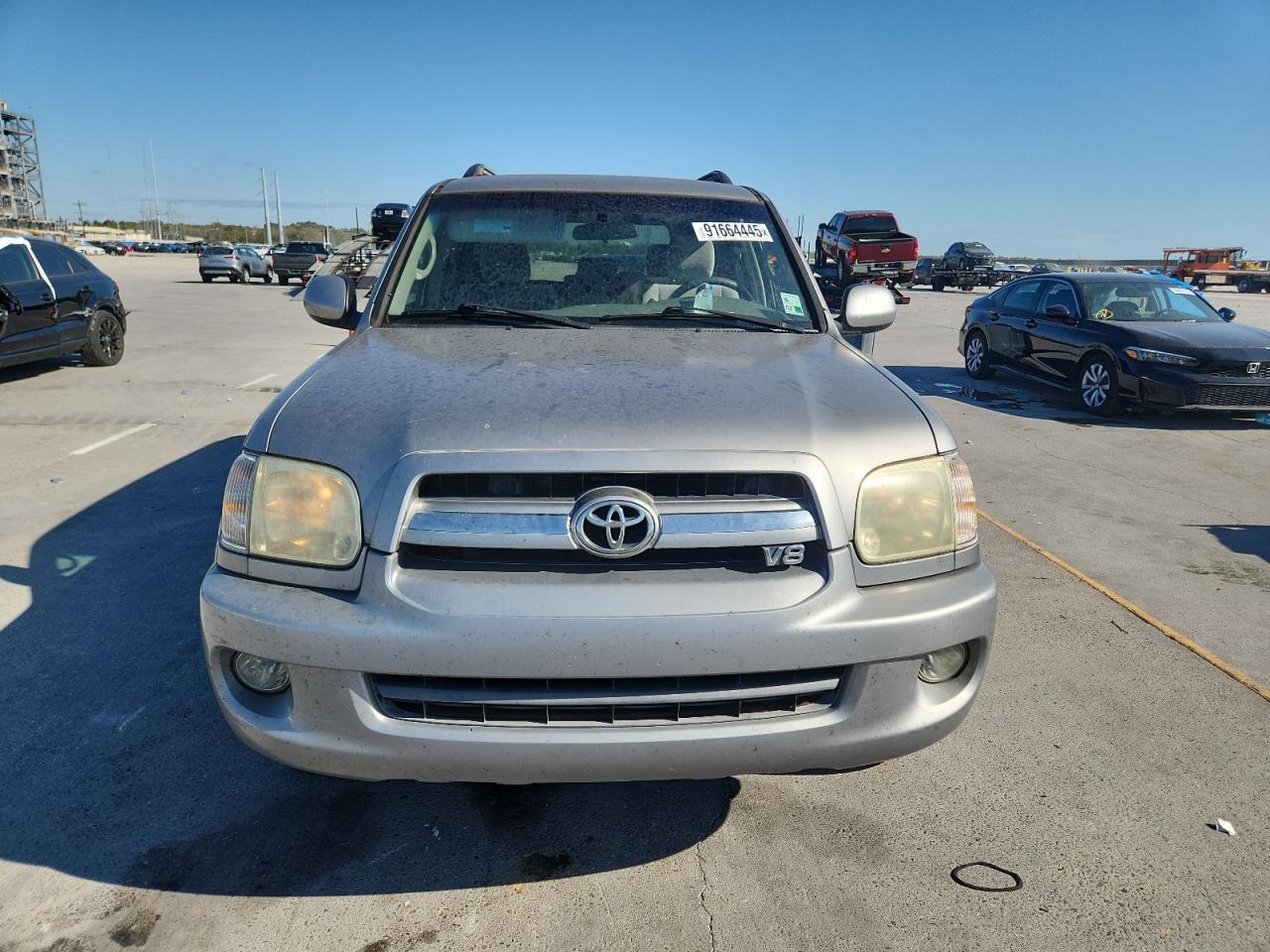 2005 TOYOTA Sequoia