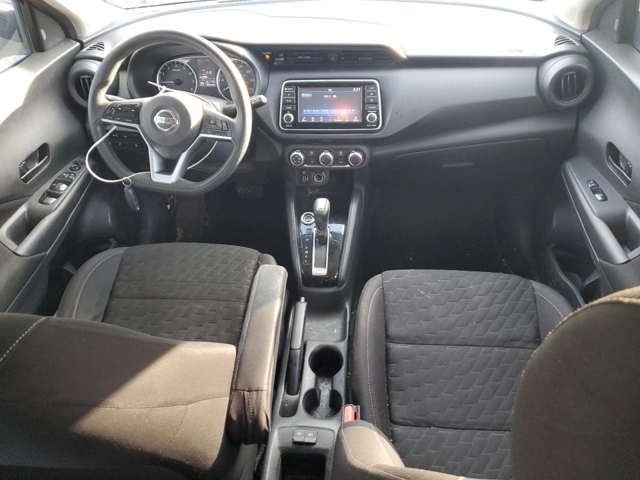 2021 NISSAN KICKS