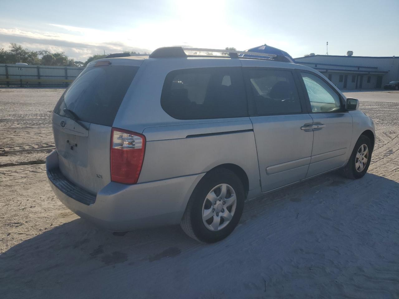 2007 KIA SEDONA