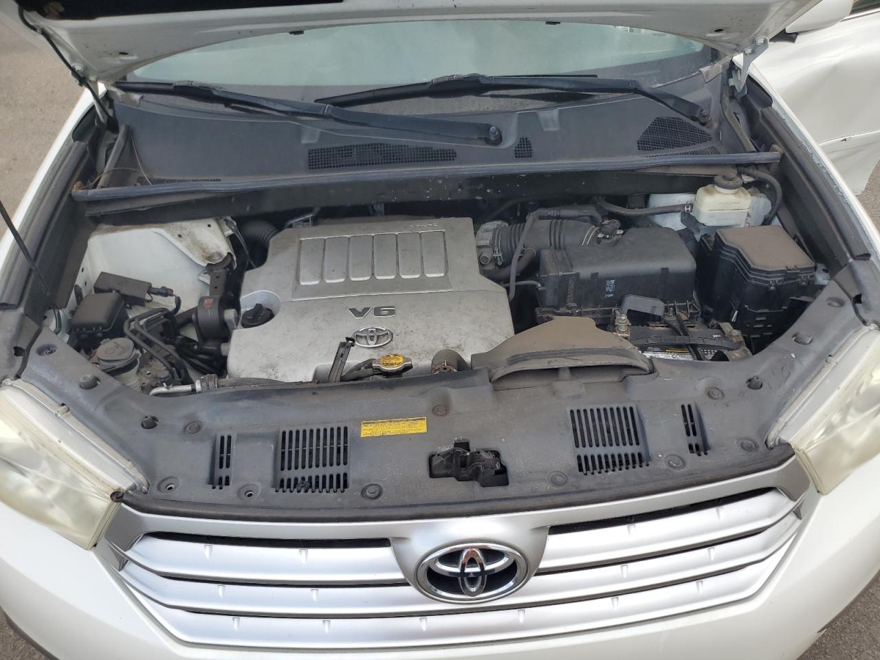 2012 TOYOTA HIGHLANDER