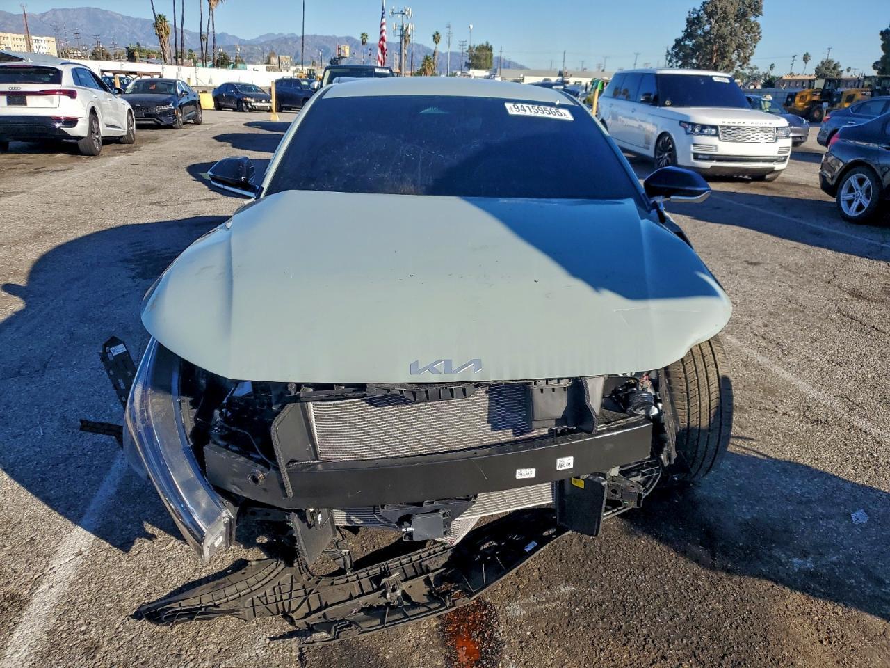 2025 KIA K4