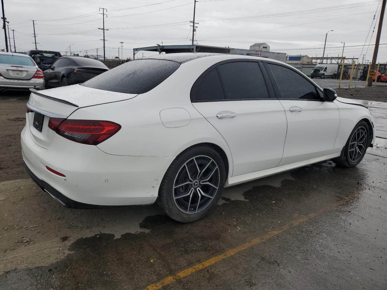 2021 MERCEDES-BENZ E-Class
