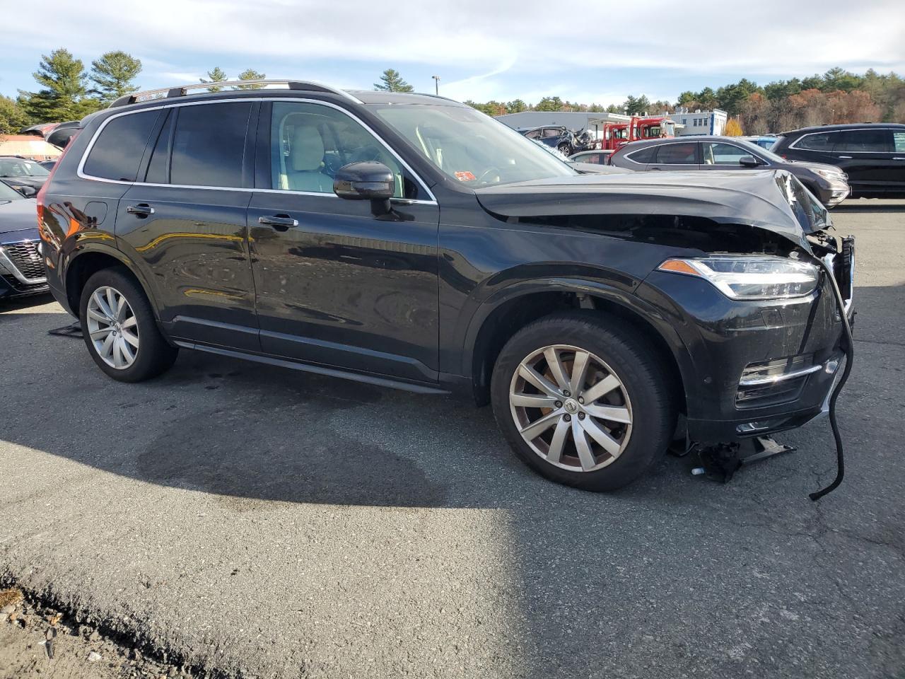 2019 VOLVO XC90