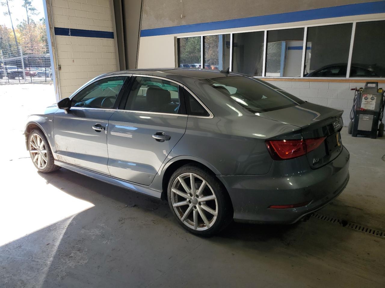 2015 AUDI A3