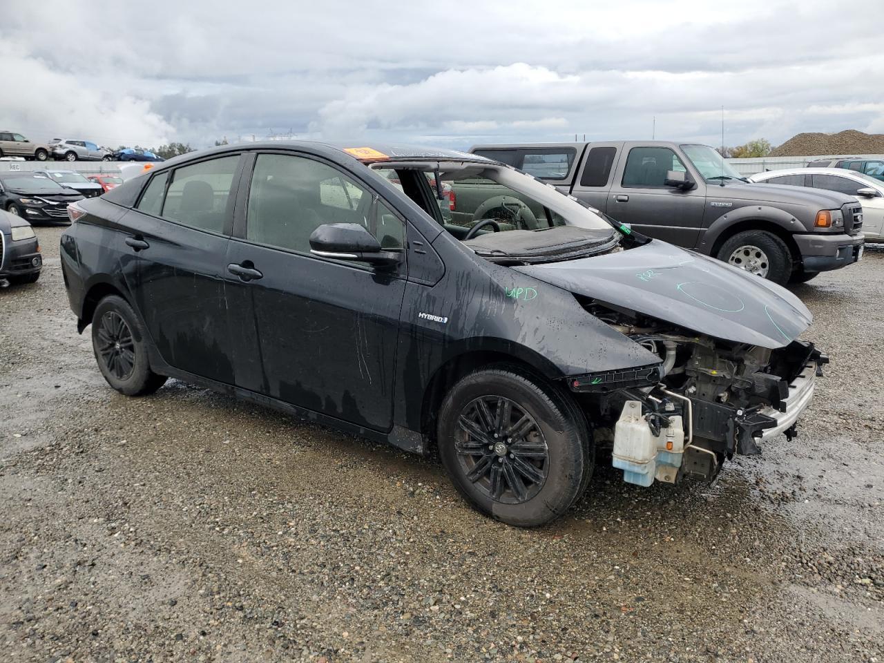 2016 TOYOTA PRIUS