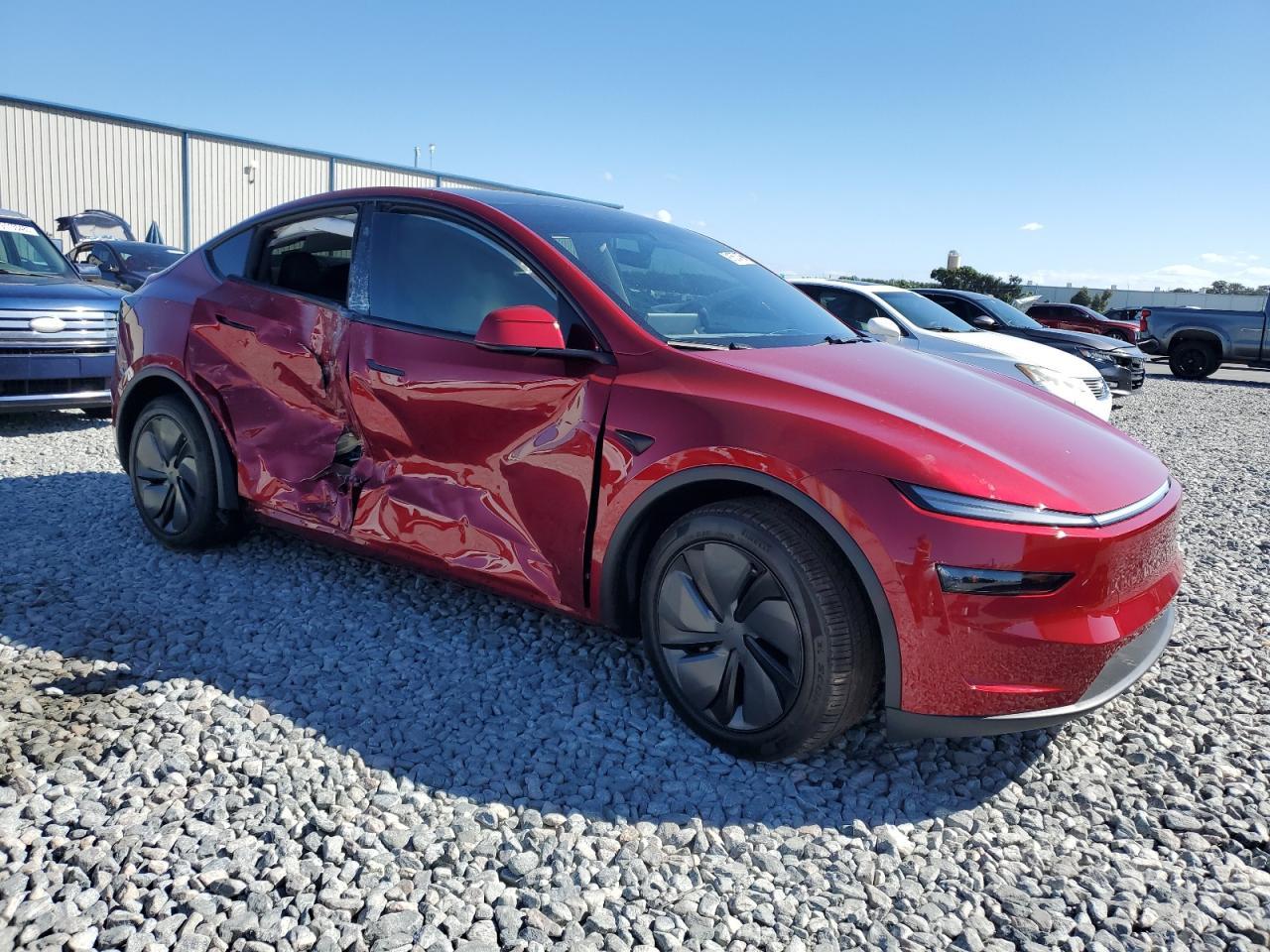 2026 TESLA MODEL Y