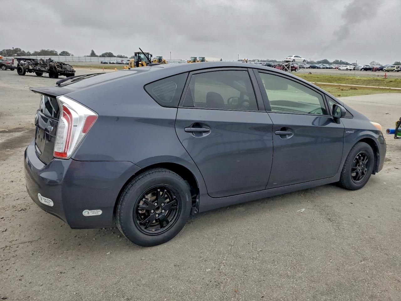 2014 TOYOTA PRIUS