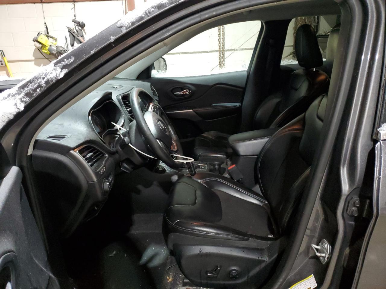 2019 JEEP CHEROKEE