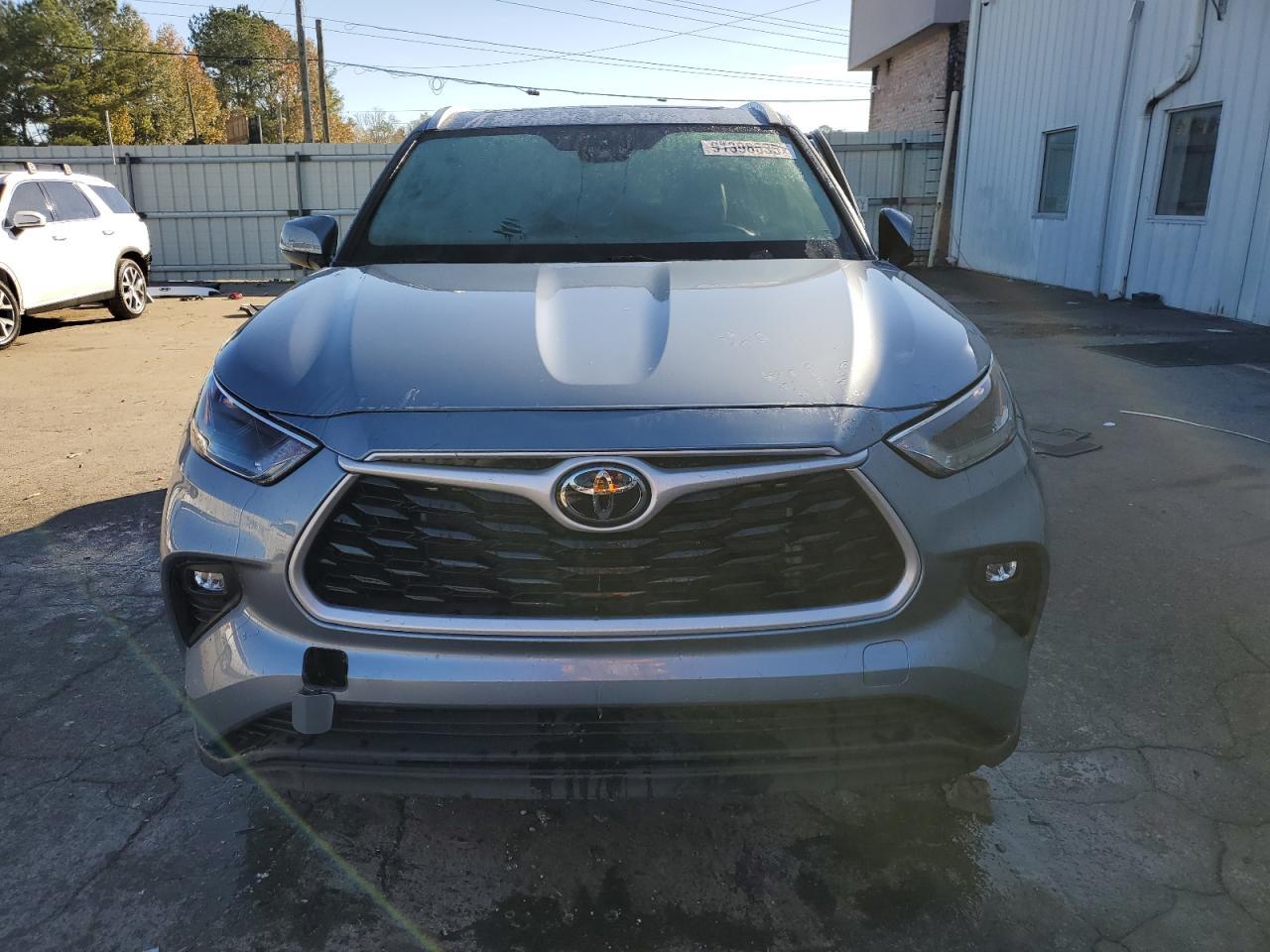2024 TOYOTA HIGHLANDER