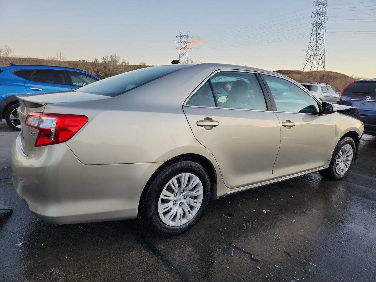 2013 TOYOTA CAMRY