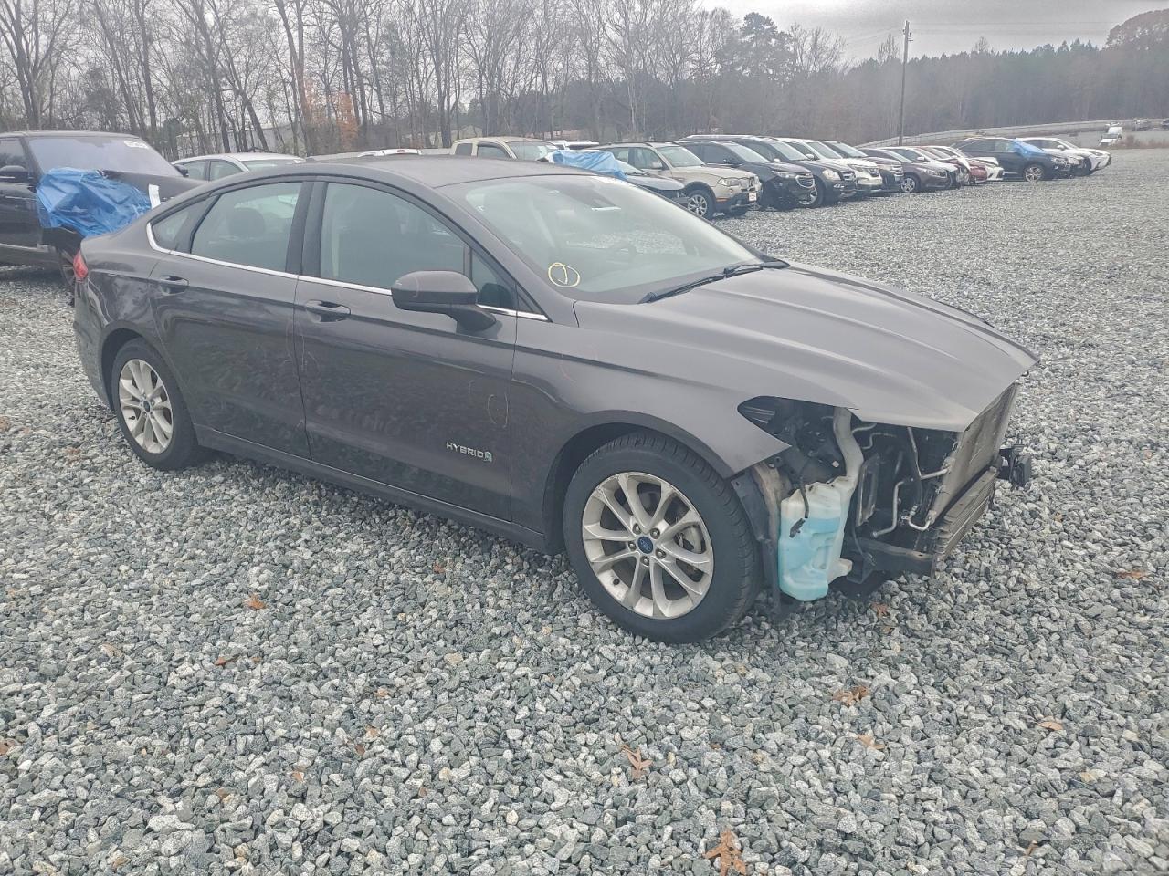 2019 FORD FUSION