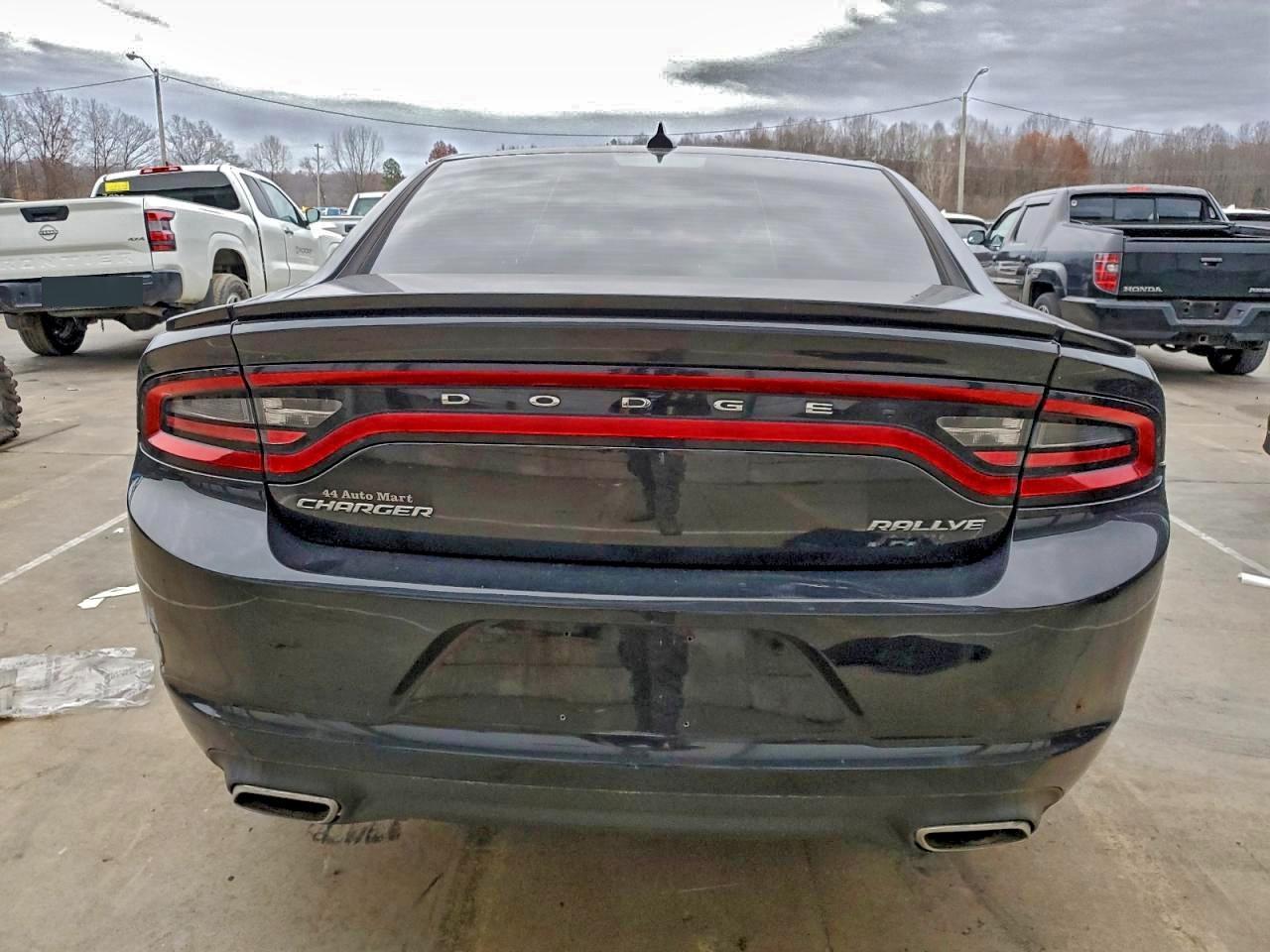 2015 DODGE CHARGER