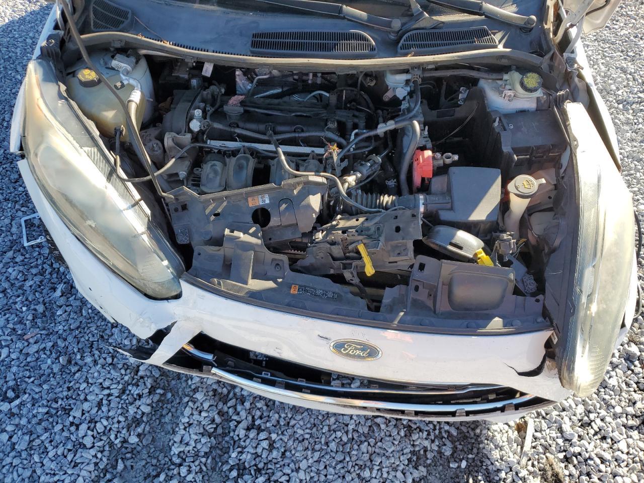 2014 FORD Fiesta