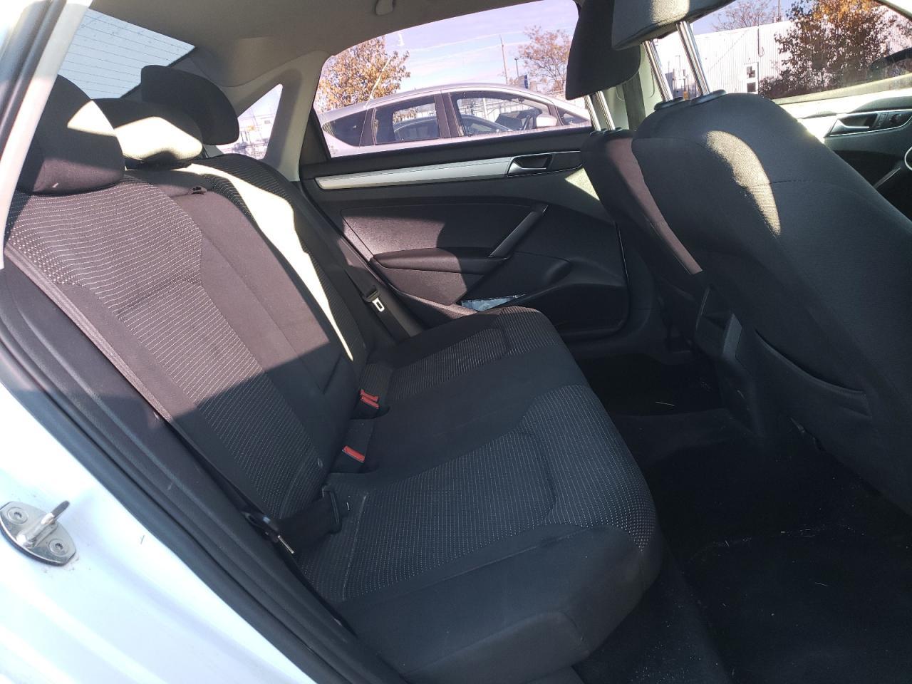 2018 VOLKSWAGEN Passat