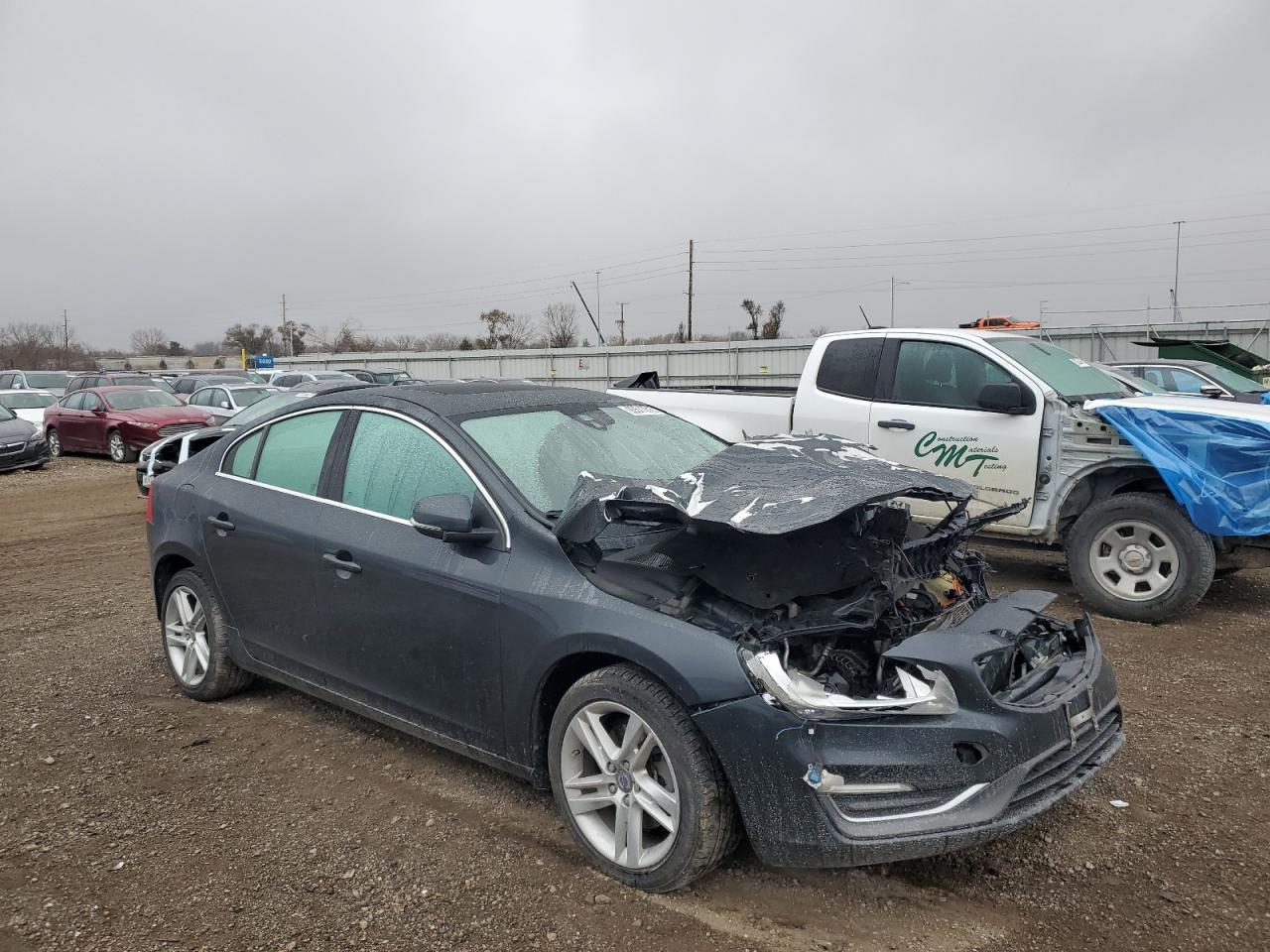 2015 VOLVO S60