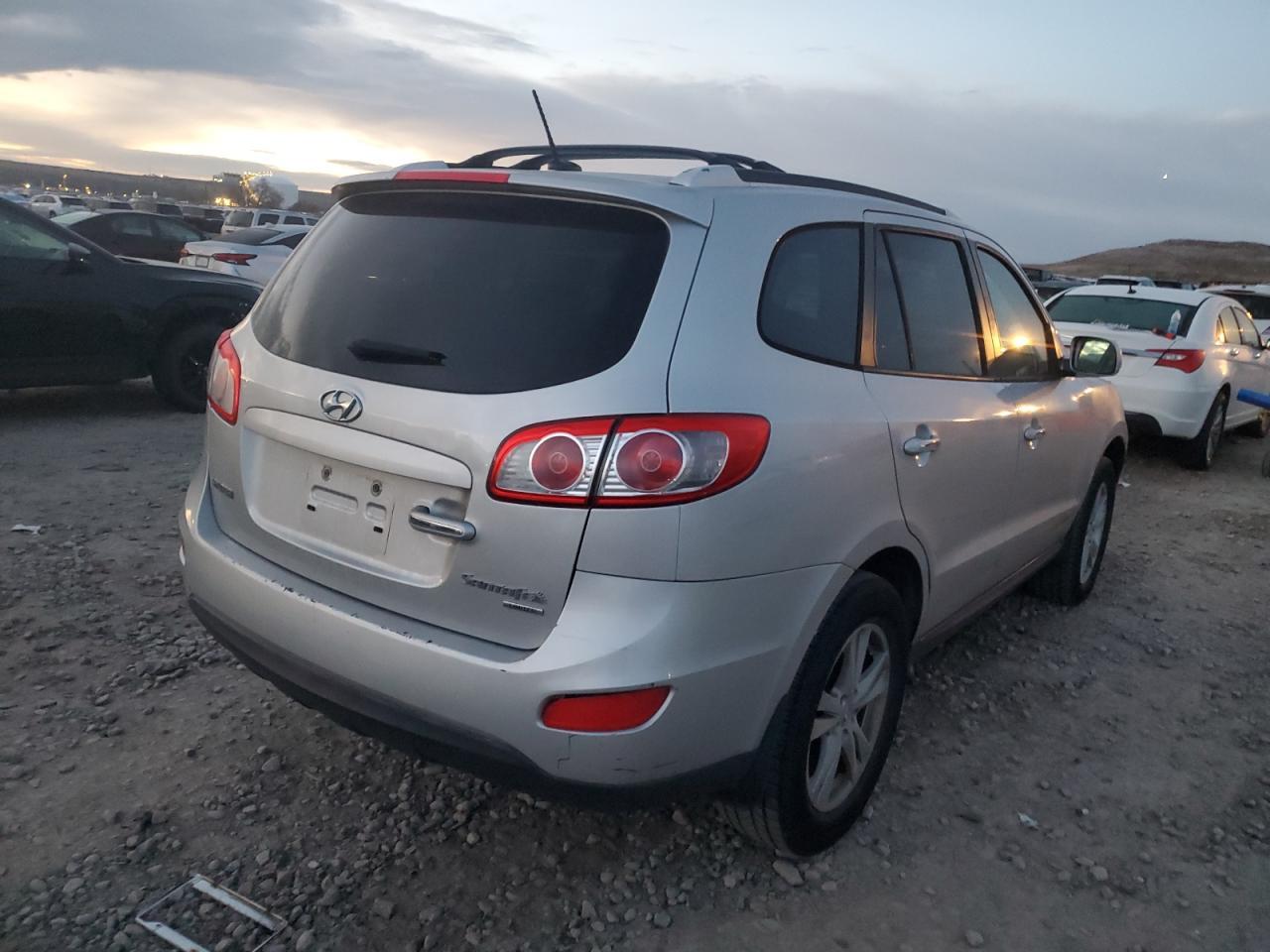 2011 HYUNDAI SANTA FE