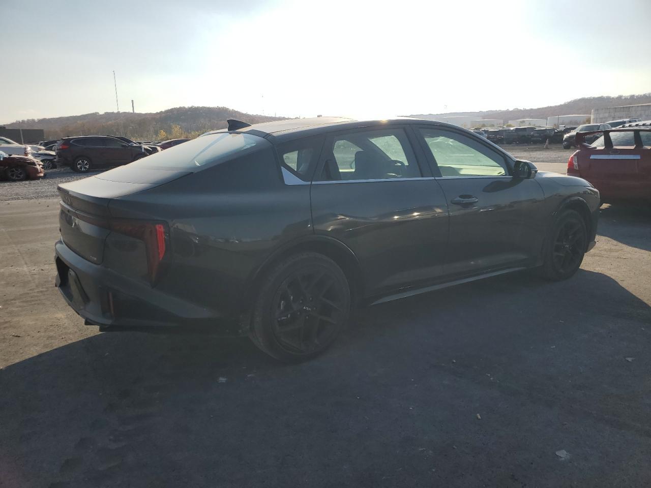2025 KIA K4