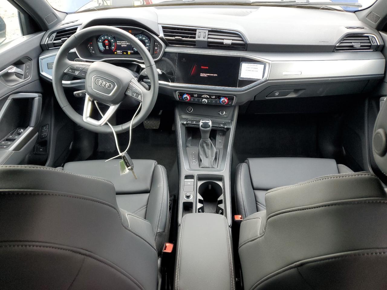 2025 AUDI Q3