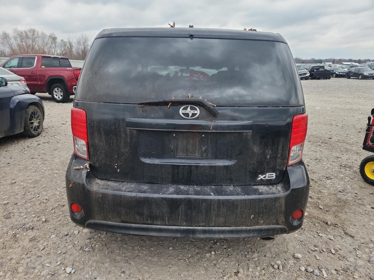 2013 TOYOTA SCION