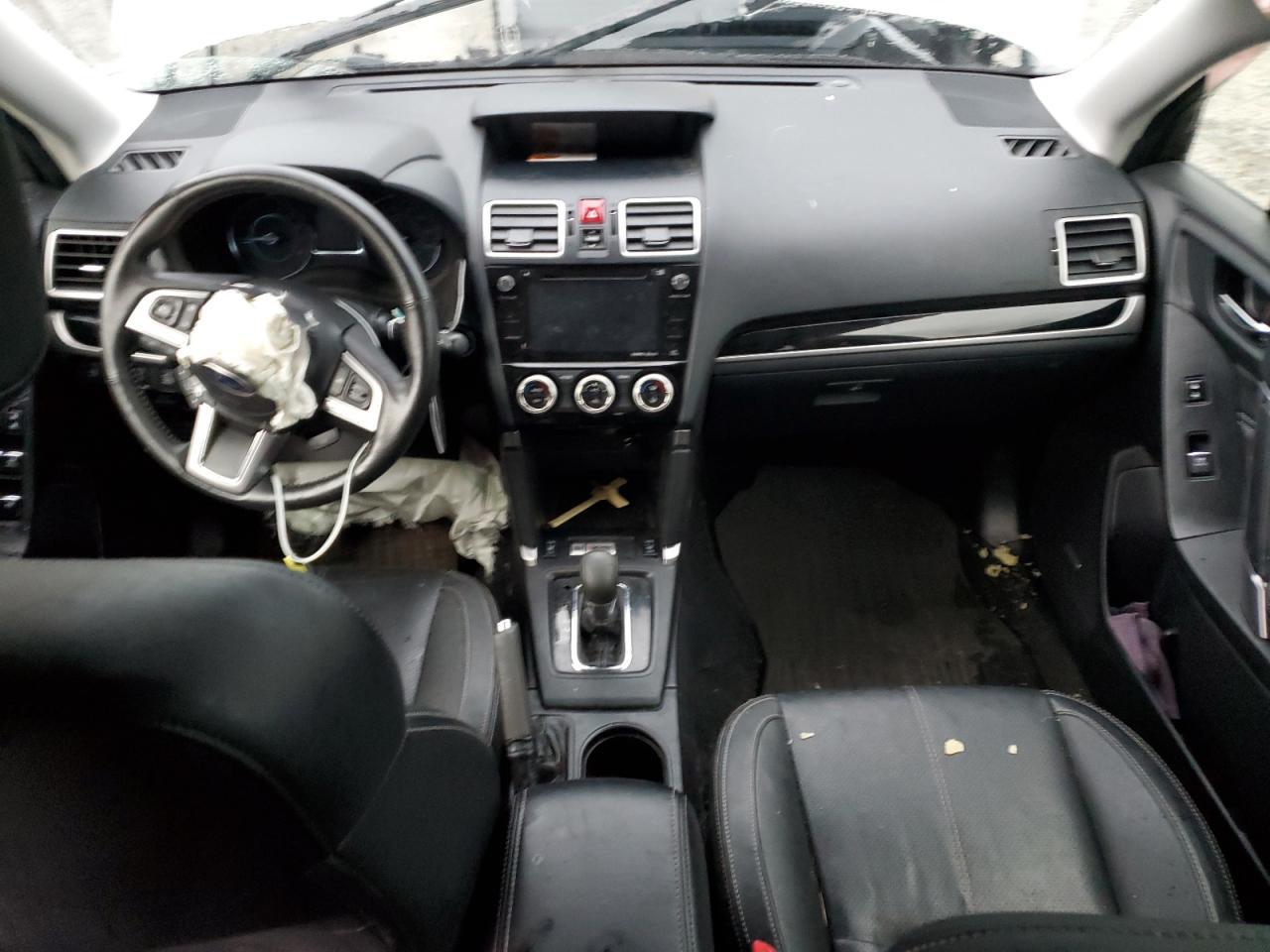 2018 SUBARU FORESTER