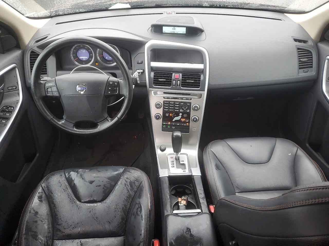2010 VOLVO XC60