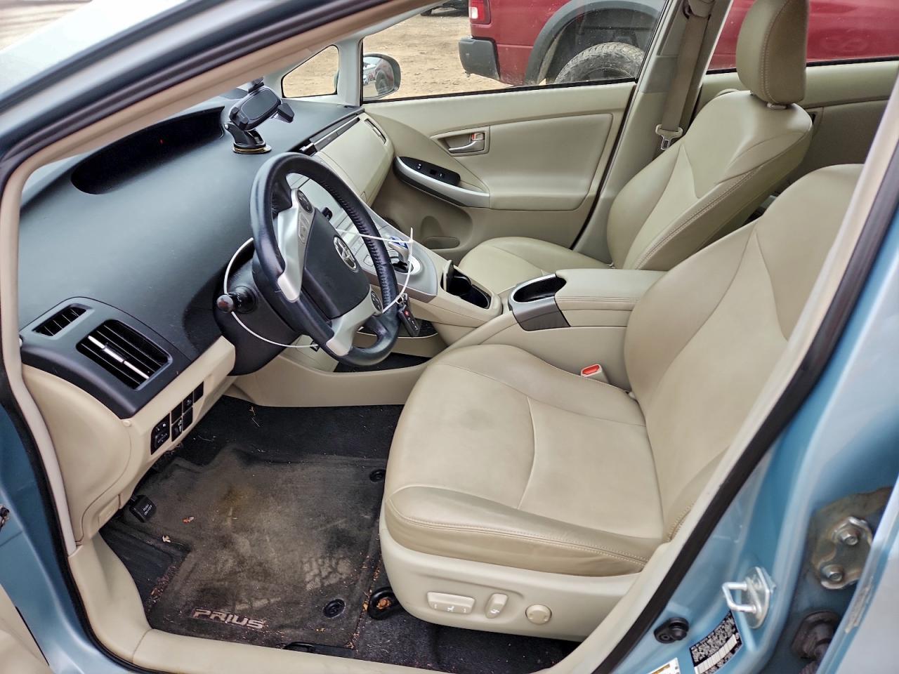 2014 TOYOTA PRIUS