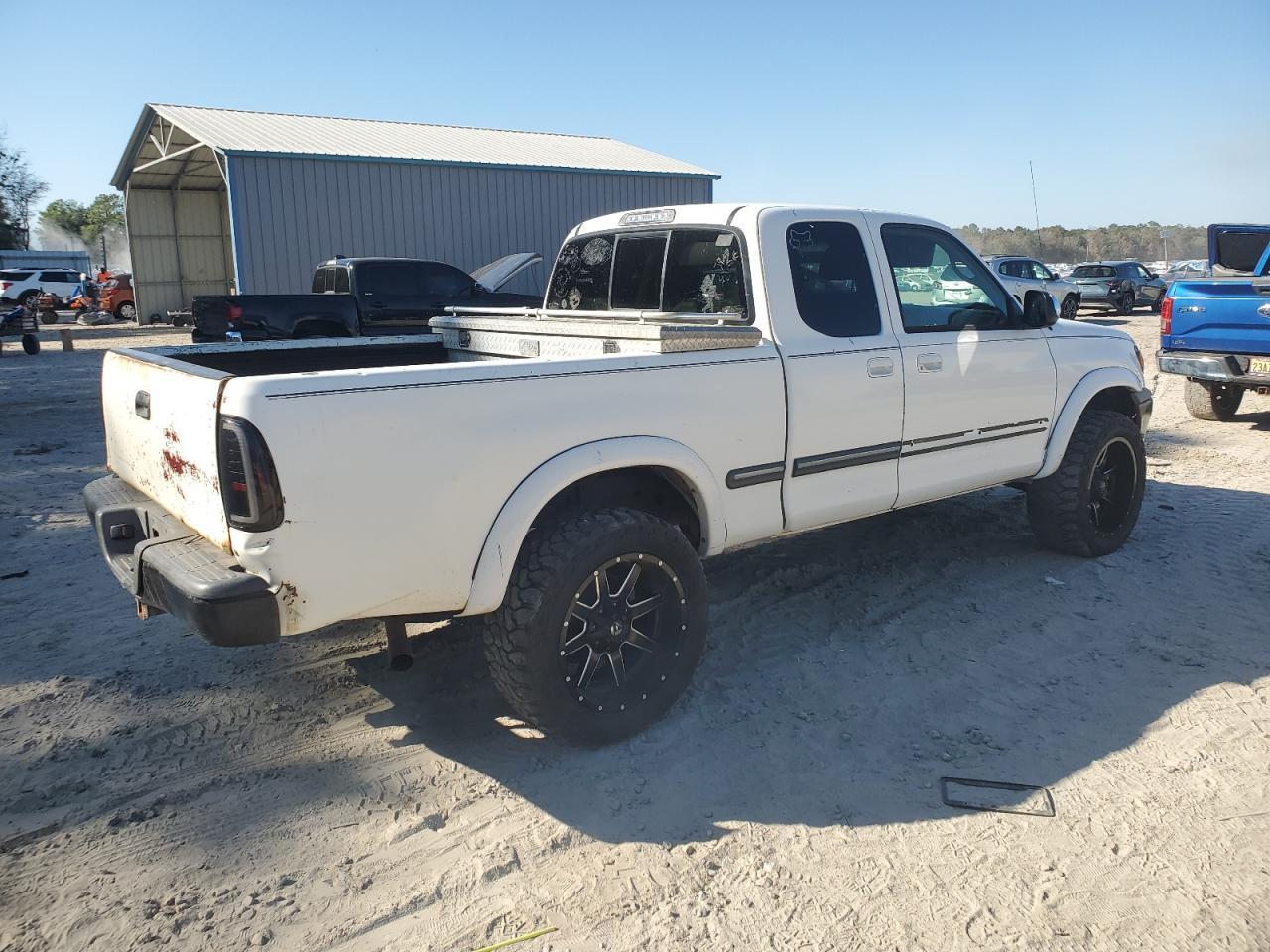 2000 TOYOTA TUNDRA