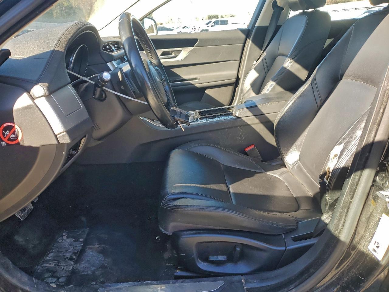 2016 JAGUAR XF