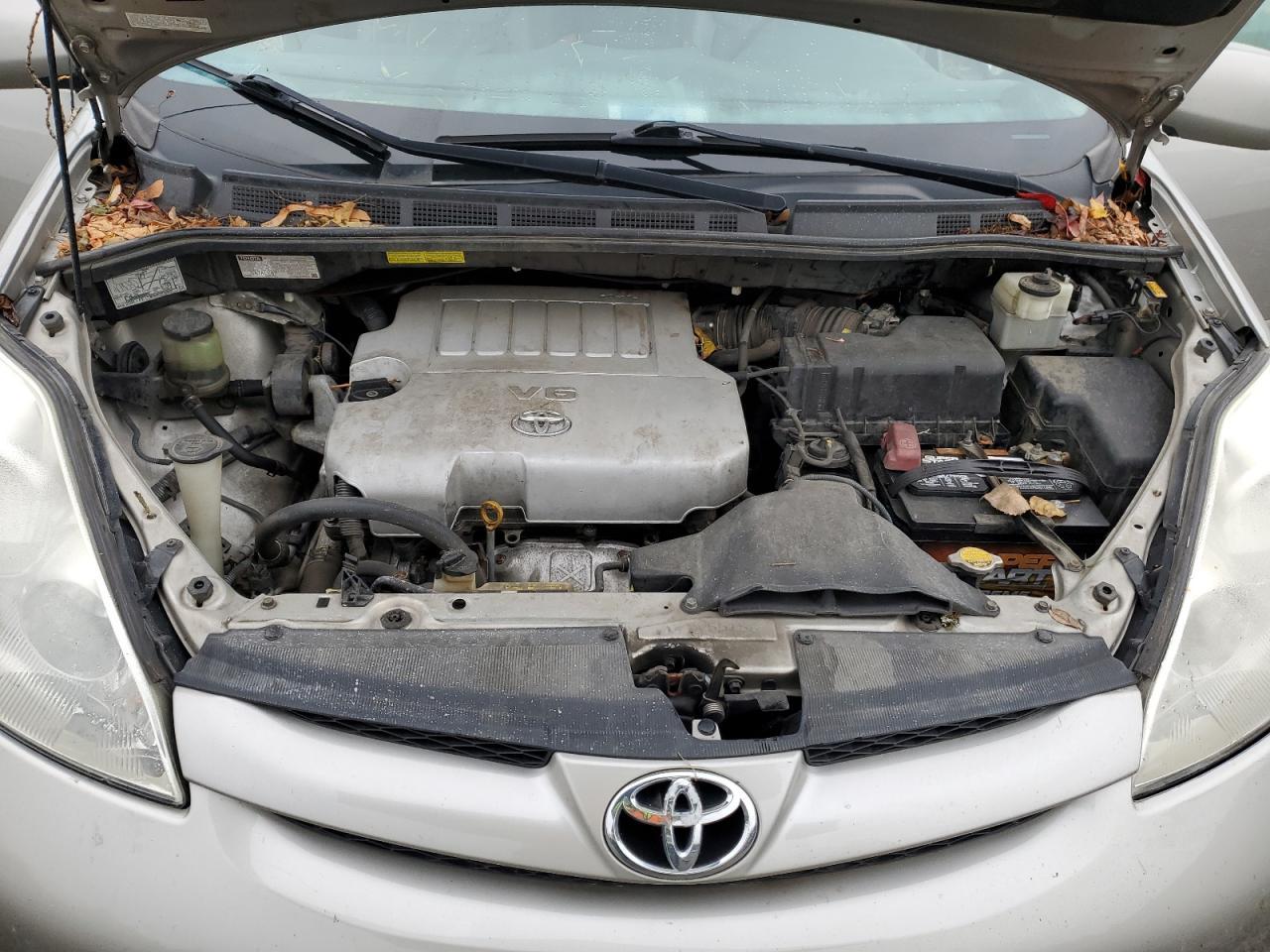 2008 TOYOTA SIENNA