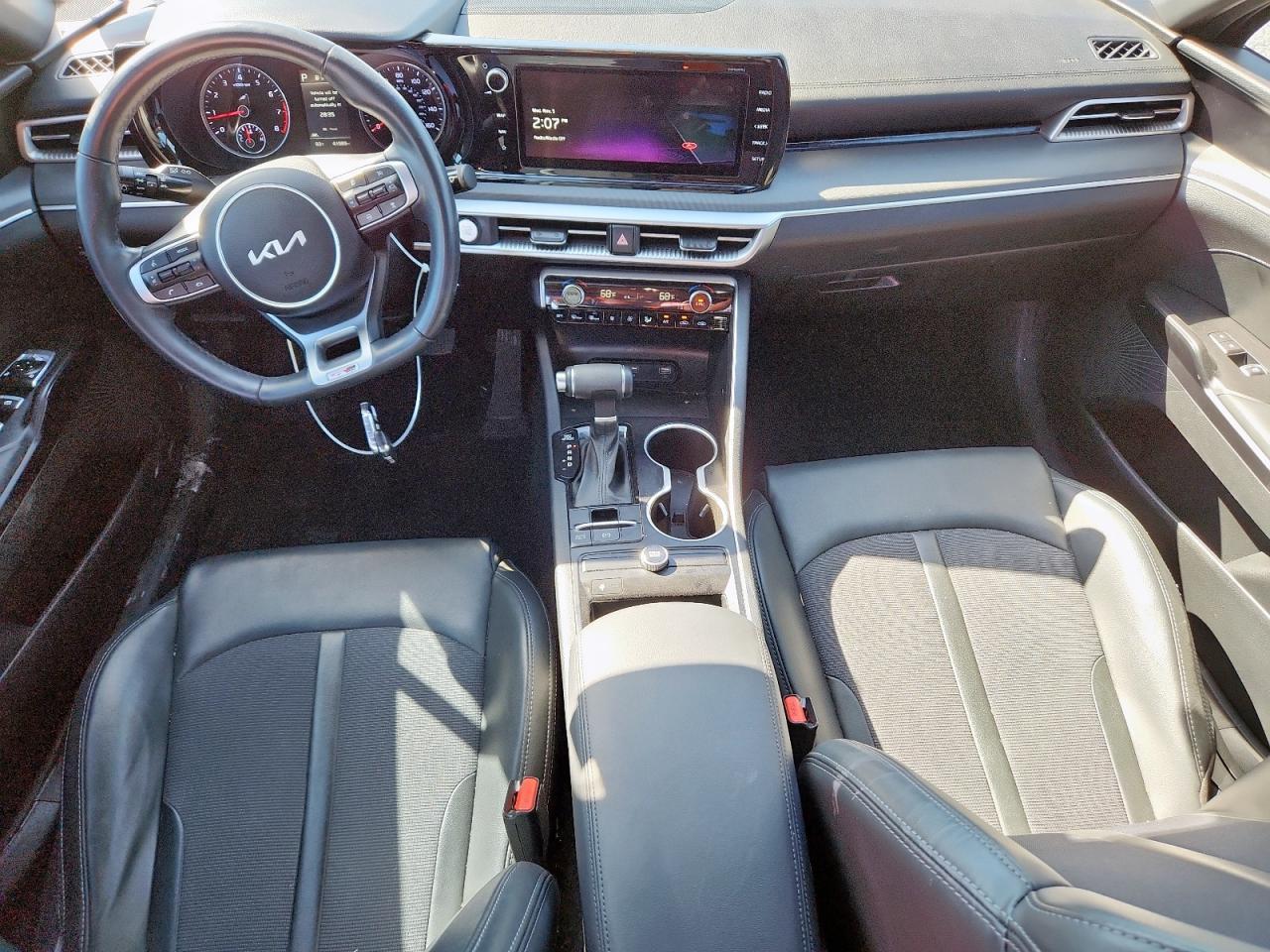 2022 KIA K5