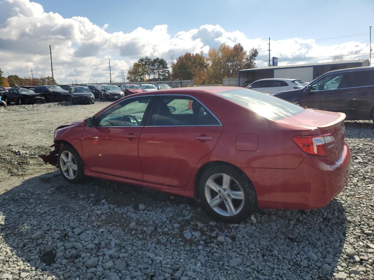 2014 TOYOTA CAMRY