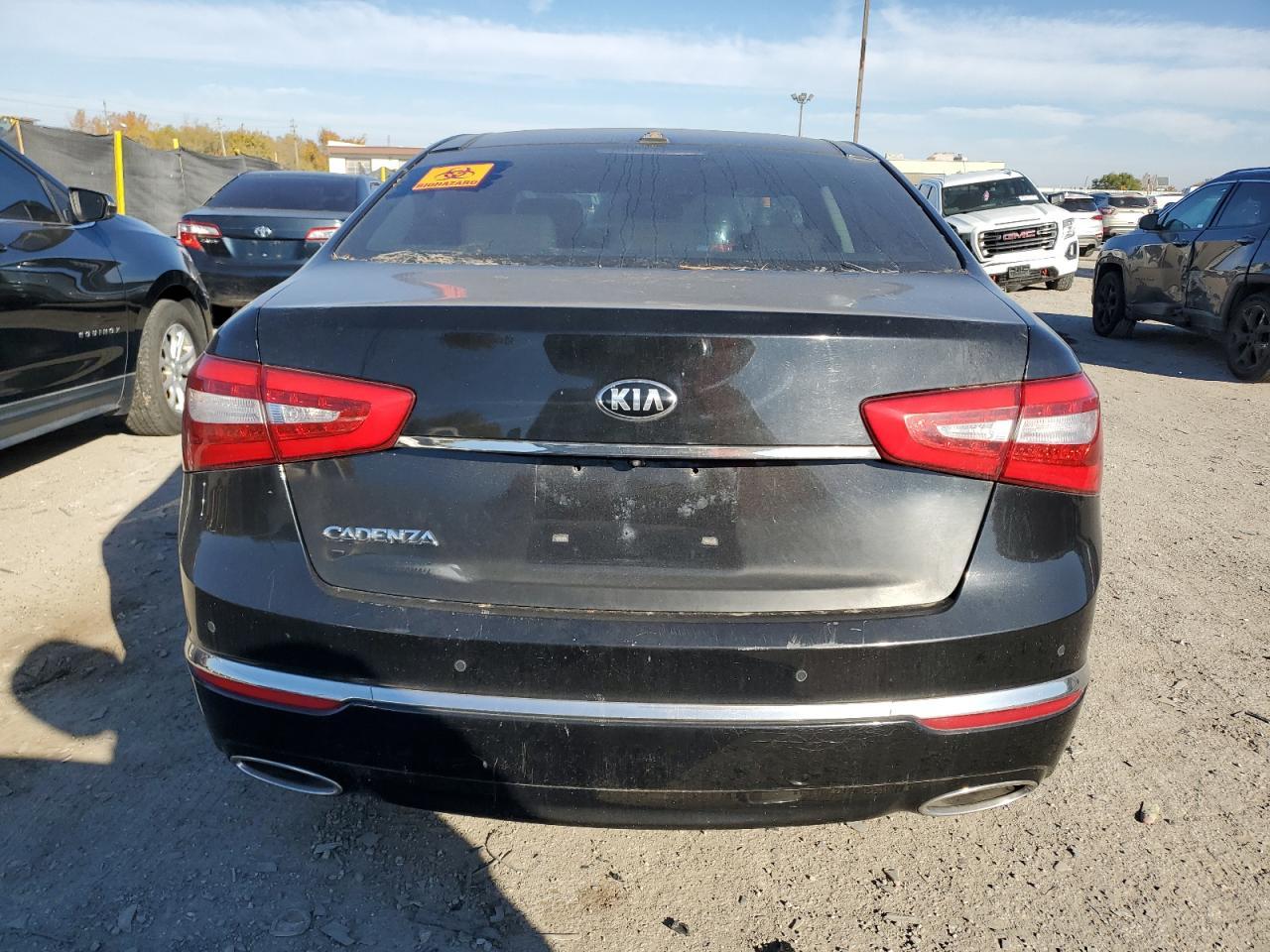 2016 KIA Cadenza
