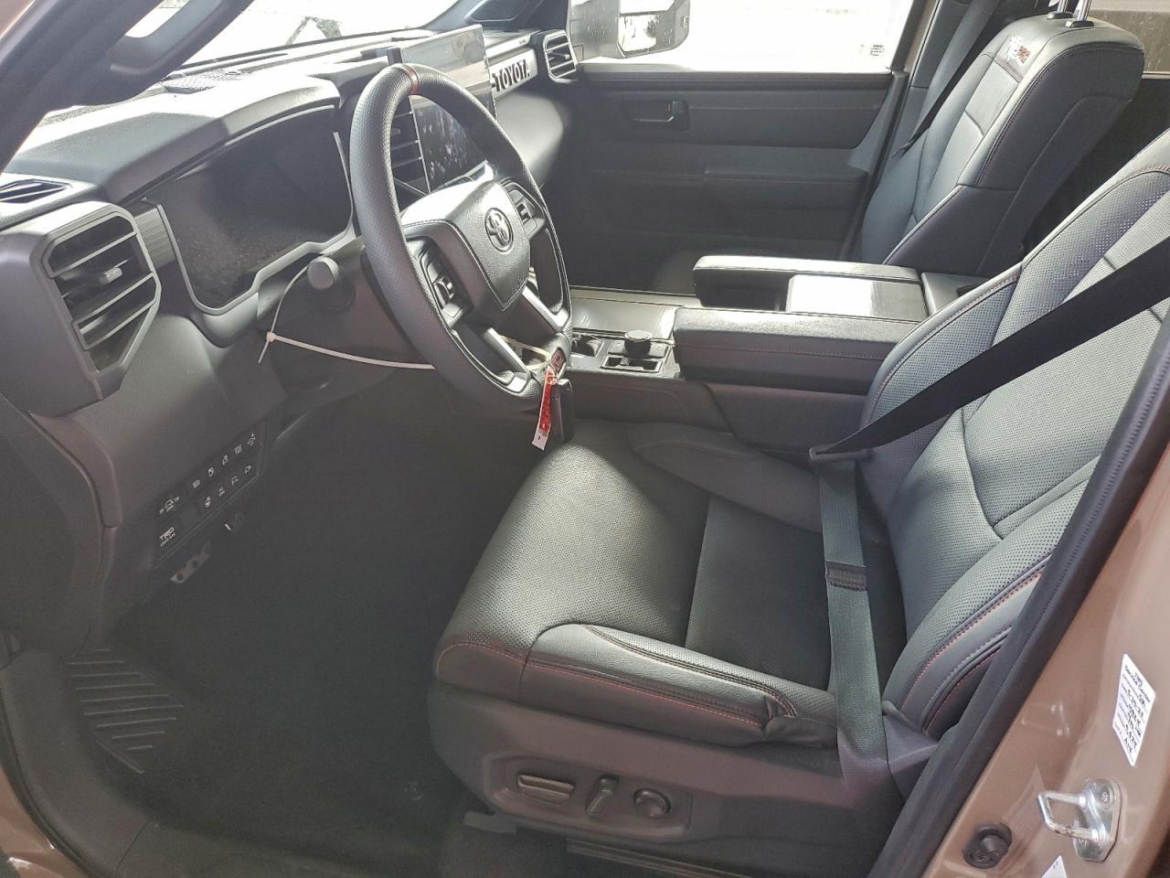 2025 TOYOTA Sequoia