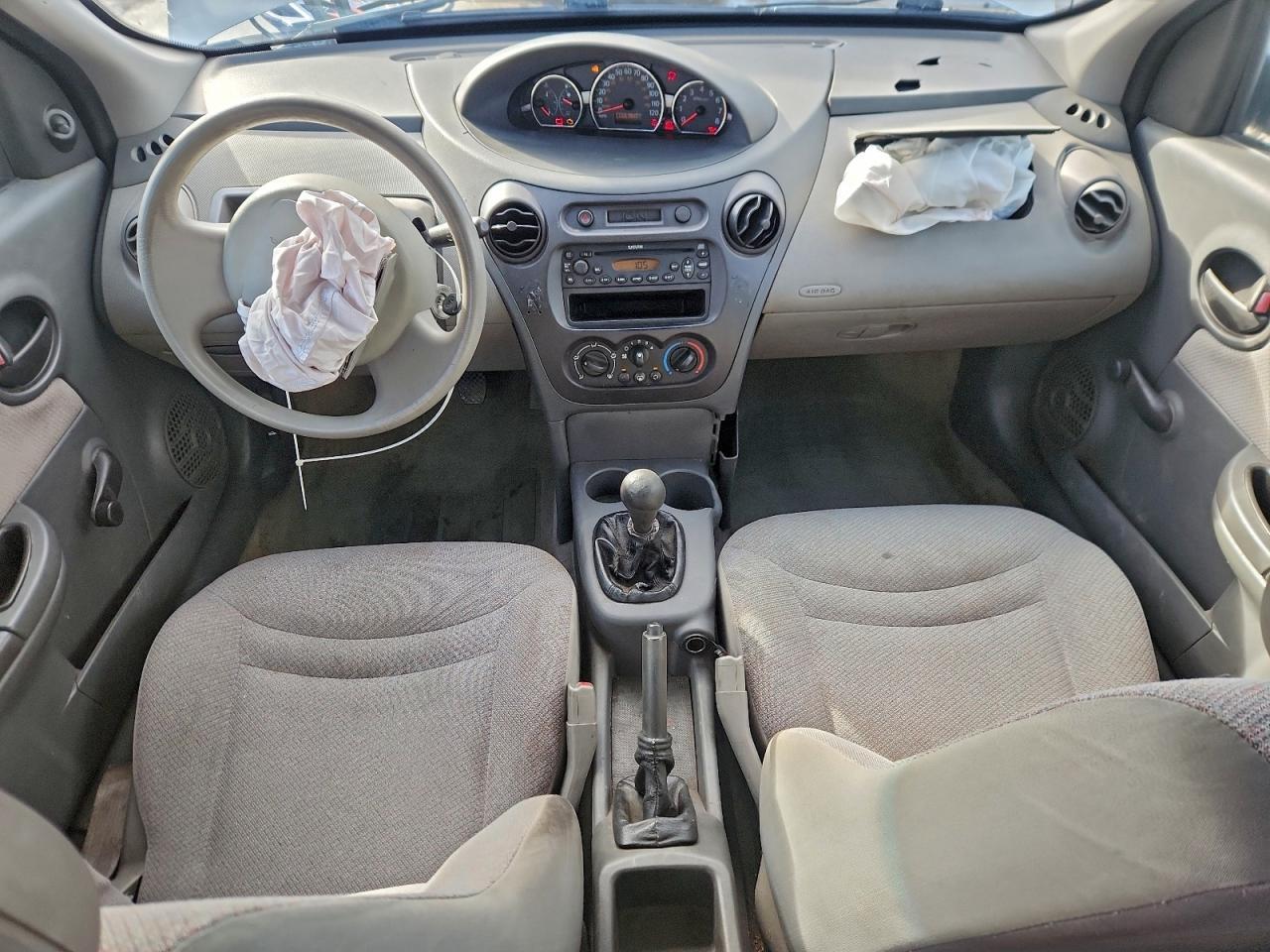 2003 SATURN Ion