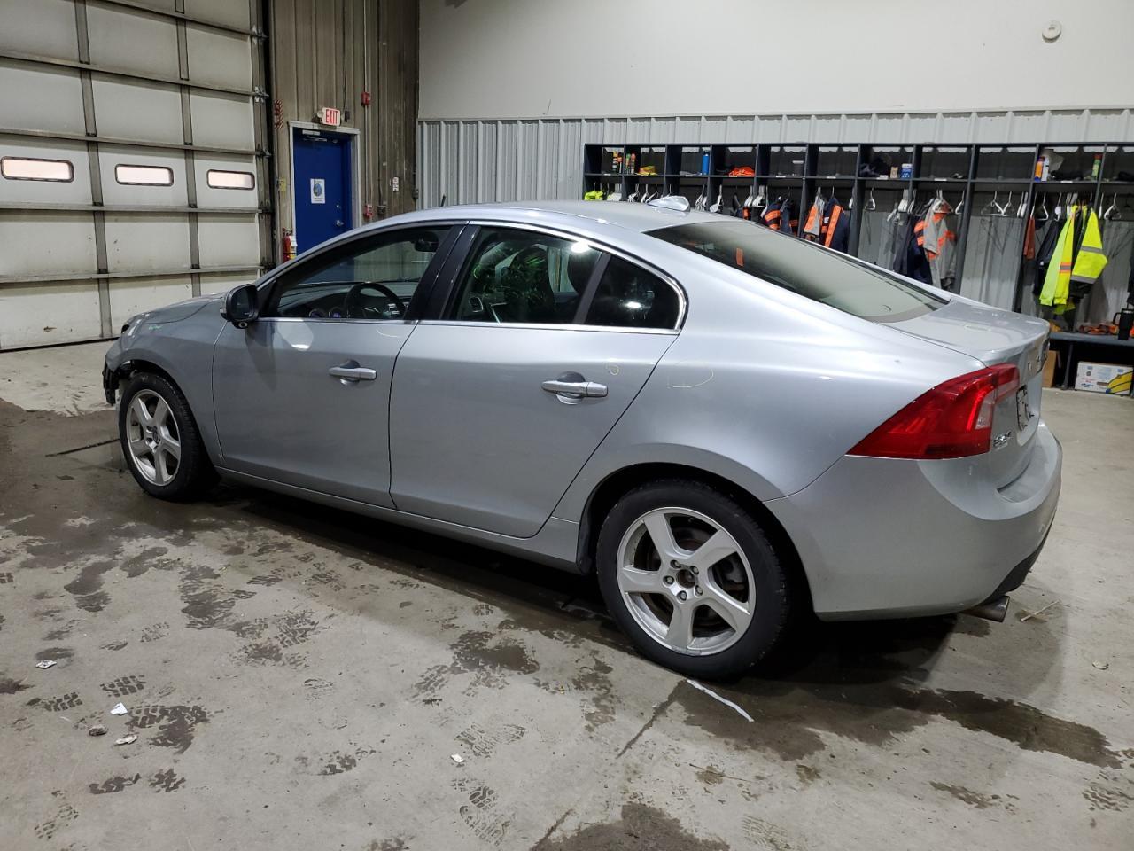 2013 VOLVO S60