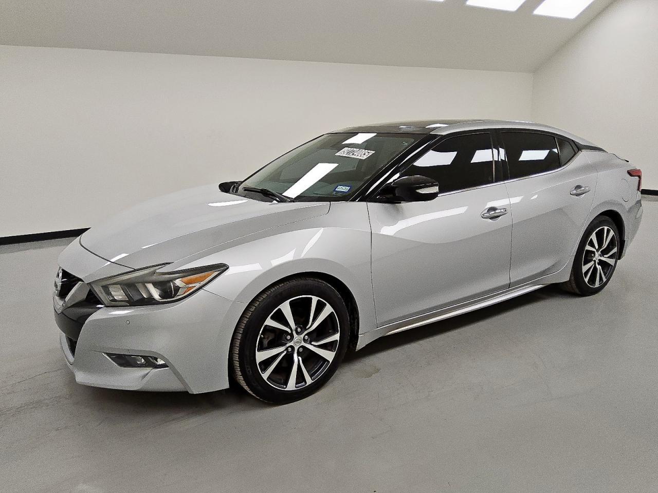 2017 NISSAN Maxima