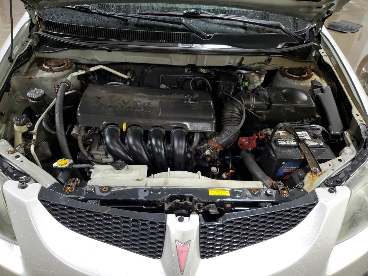 2004 PONTIAC VIBE