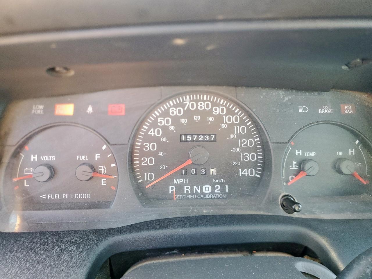 2004 FORD Crown Victoria