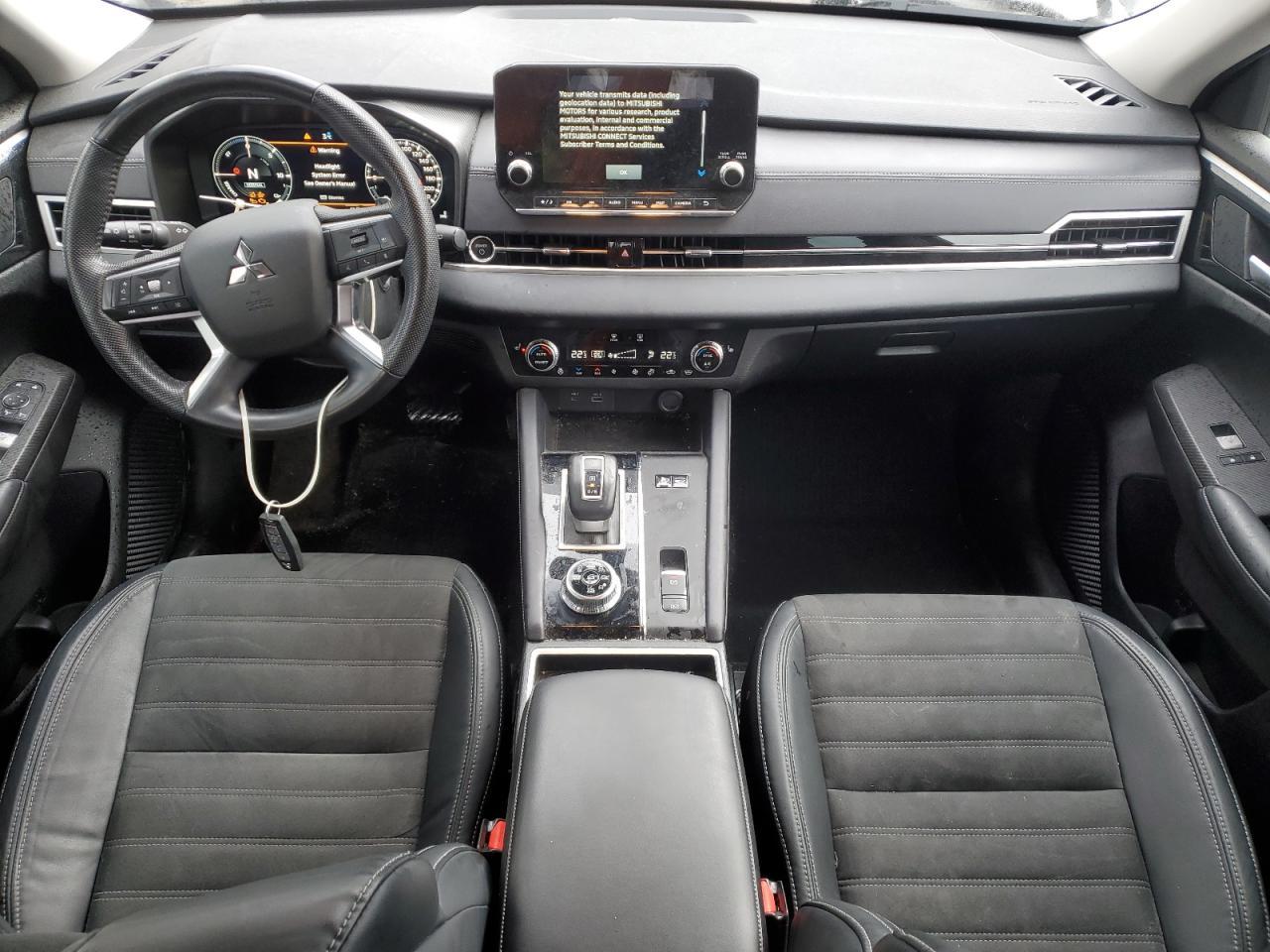 2023 MITSUBISHI outlander