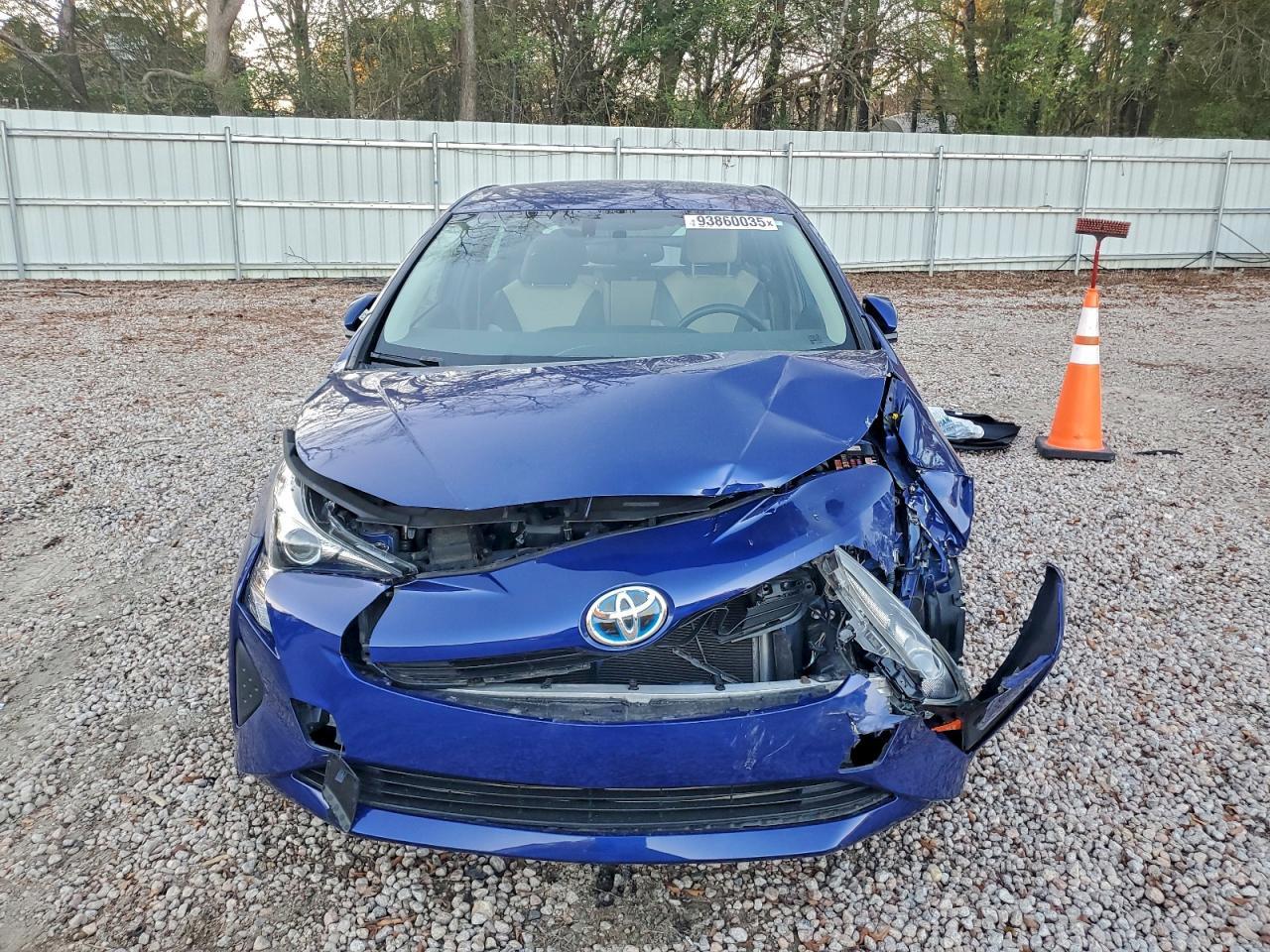 2016 TOYOTA PRIUS