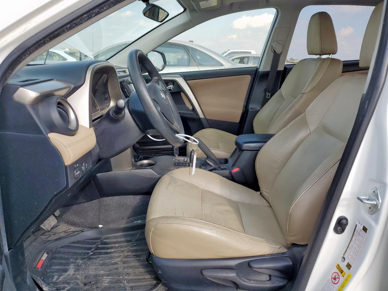 2015 TOYOTA RAV4
