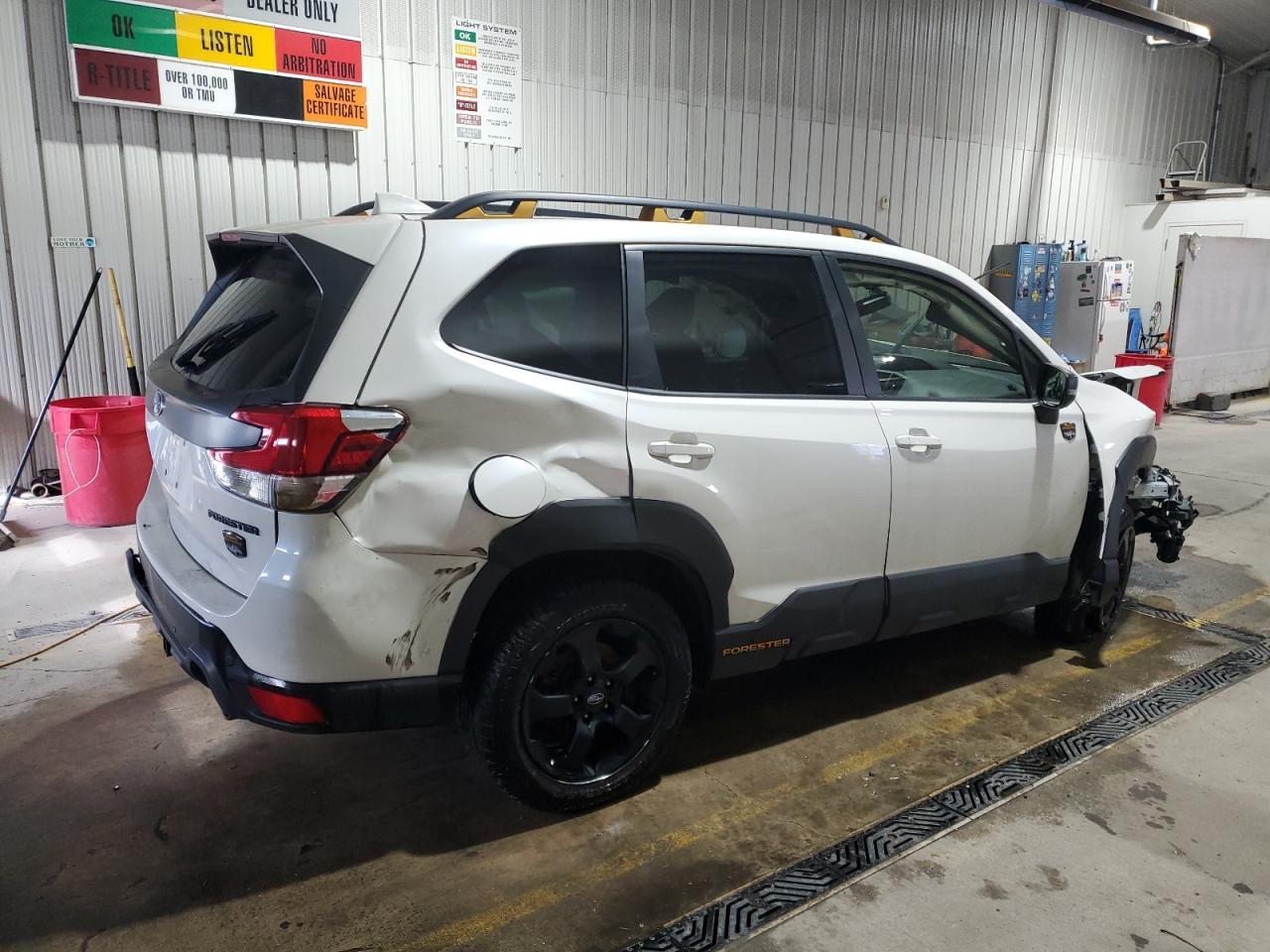 2023 SUBARU FORESTER