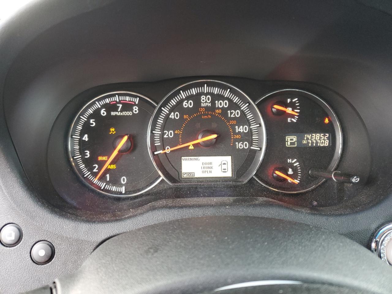 2014 NISSAN Maxima