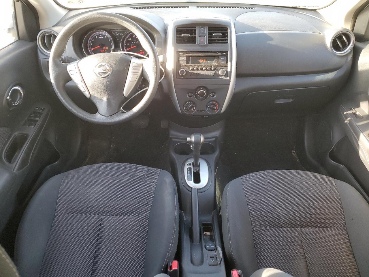 2015 NISSAN VERSA